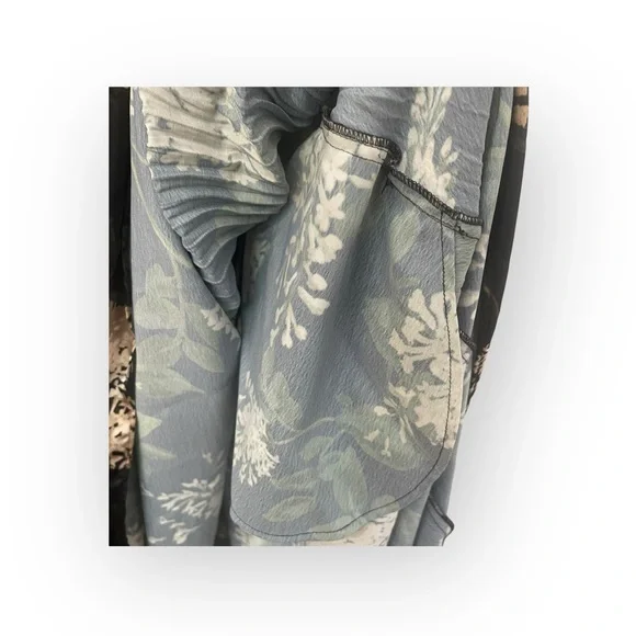 Vince ❀ Lilac Floral Micro Pleated Midi Dress ❀ Coastal Blue Floral Print ❀ Sml
